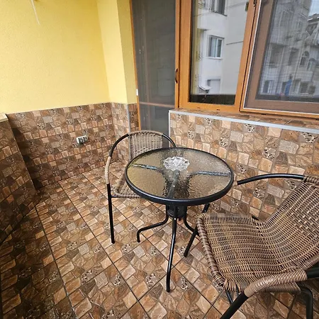 Daire Flora Deluxe *