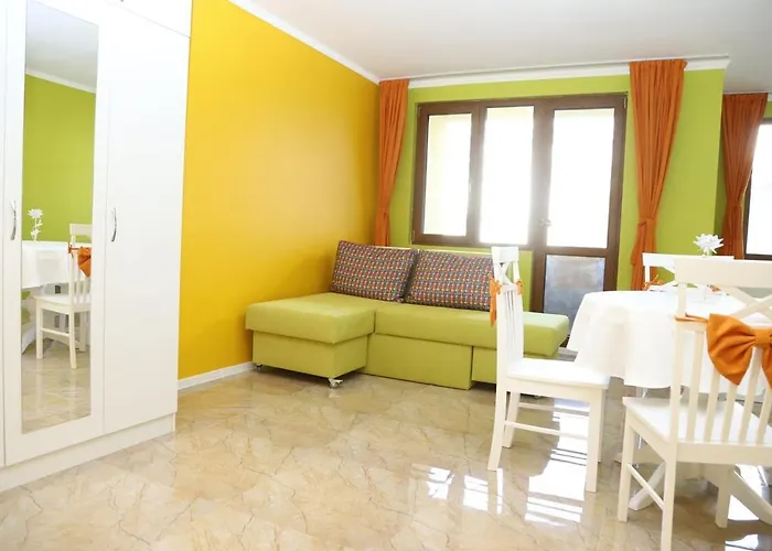 Flora Deluxe Daire Burgaz